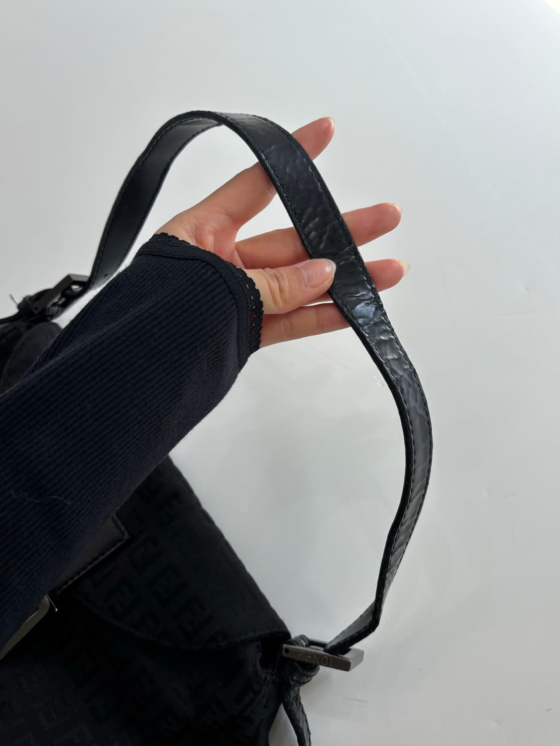 Fendi 펜디 블랙 주키노 맘마백 상품이미지4