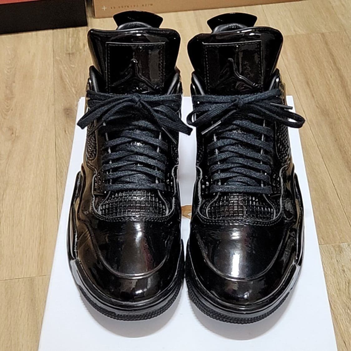 나이키 270 조던4 다스베이더 한정판 상품이미지3