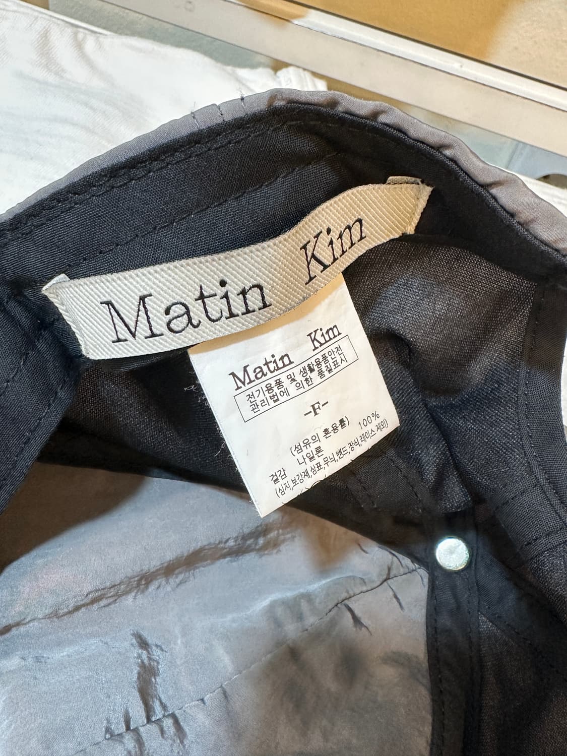 마뗑킴 크리스프 로고 볼캡 실버 상품이미지6