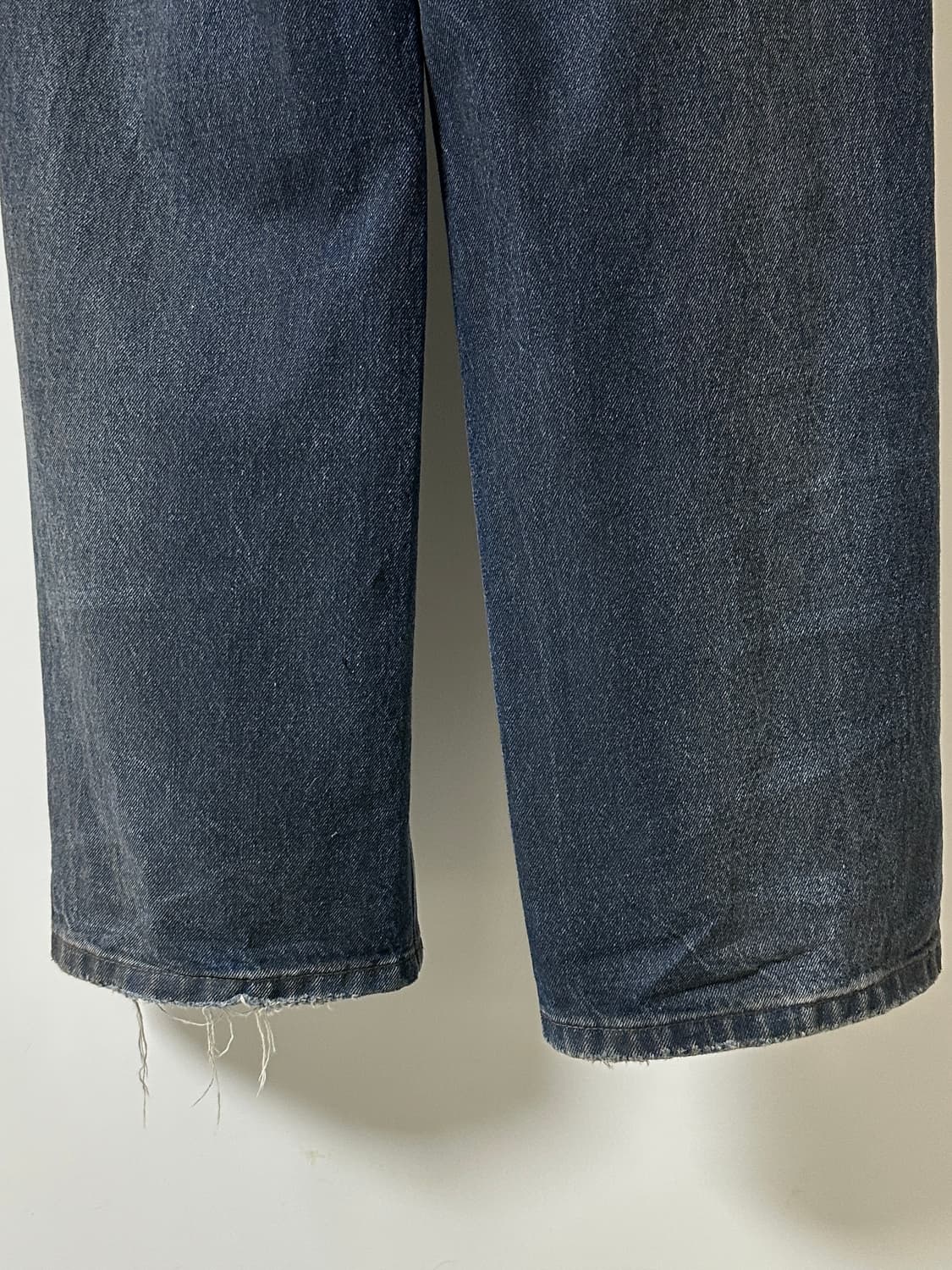 YIYAE 이예 Old School Wide Fit Denim Jeans 상품이미지9