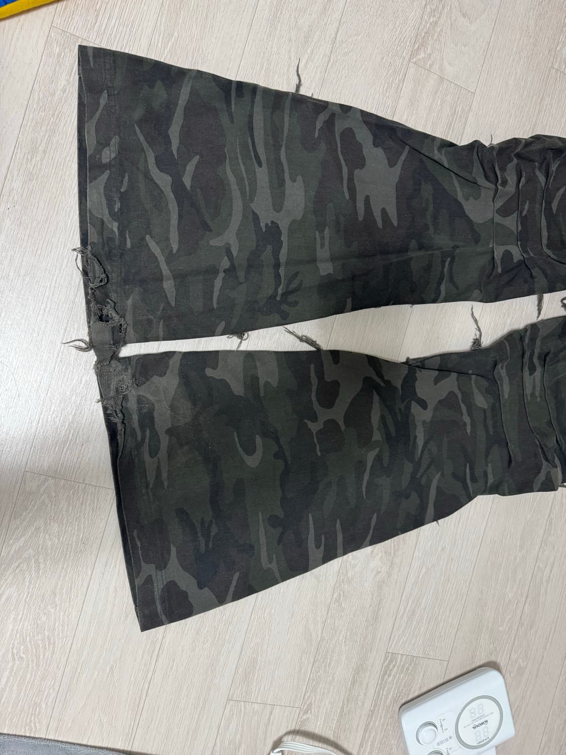 Blr 비엘알 카모 플레어 팬츠 상품이미지3