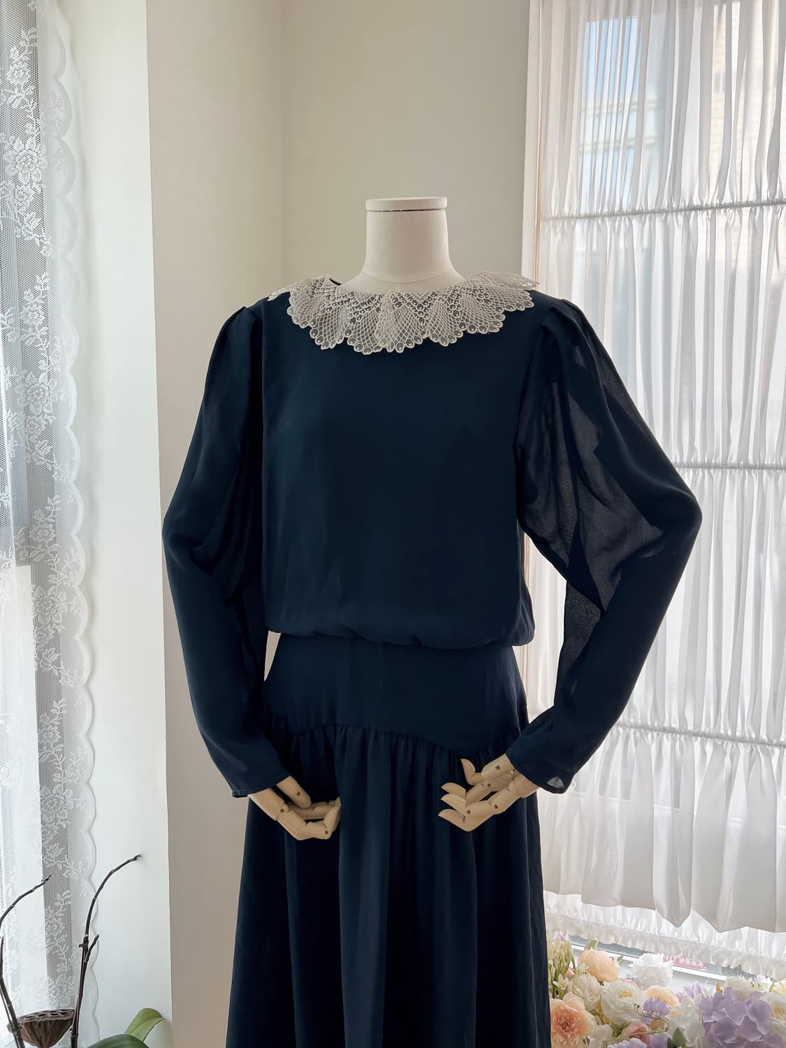 레이스 카라 딥네이비 롱 원피스 상품이미지8