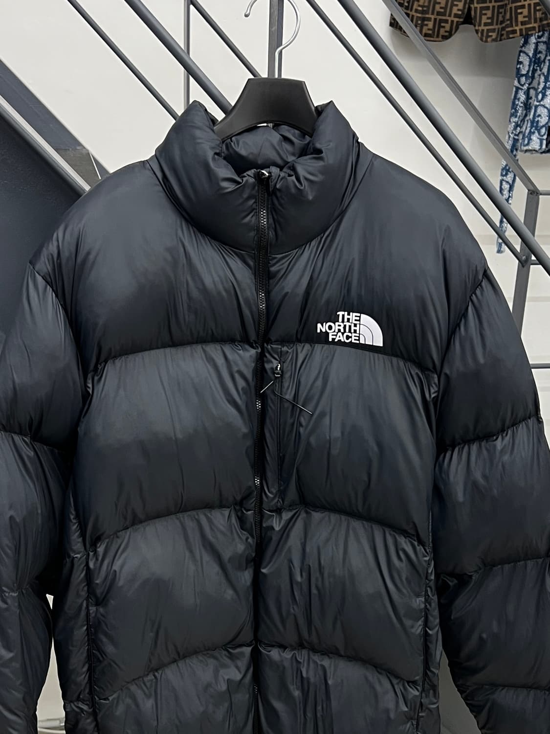 노스페이스 블랙 버몬트 온볼 패딩 상품이미지4