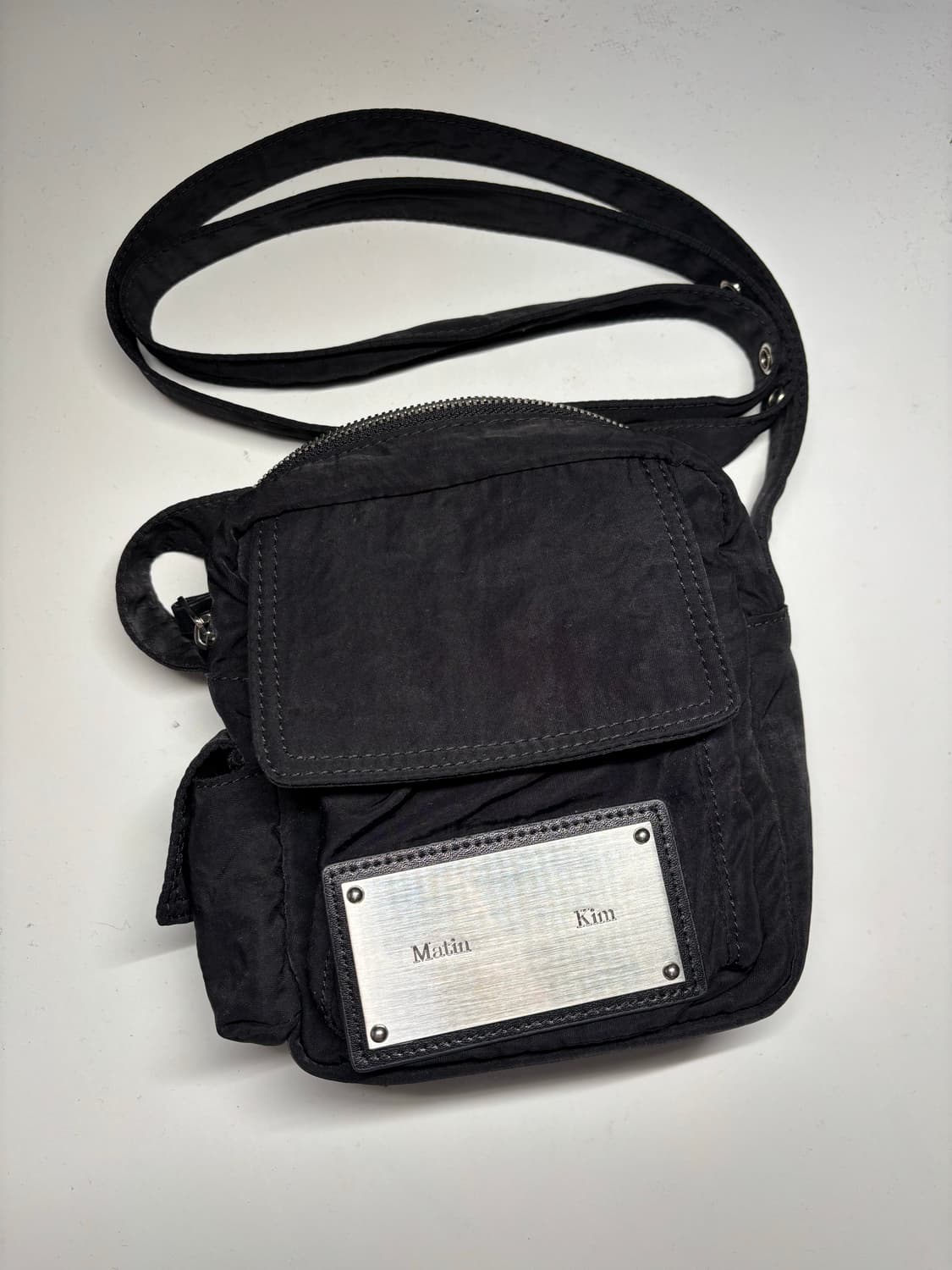 마뗑킴 카고 크로스 미니백 블랙 상품이미지1