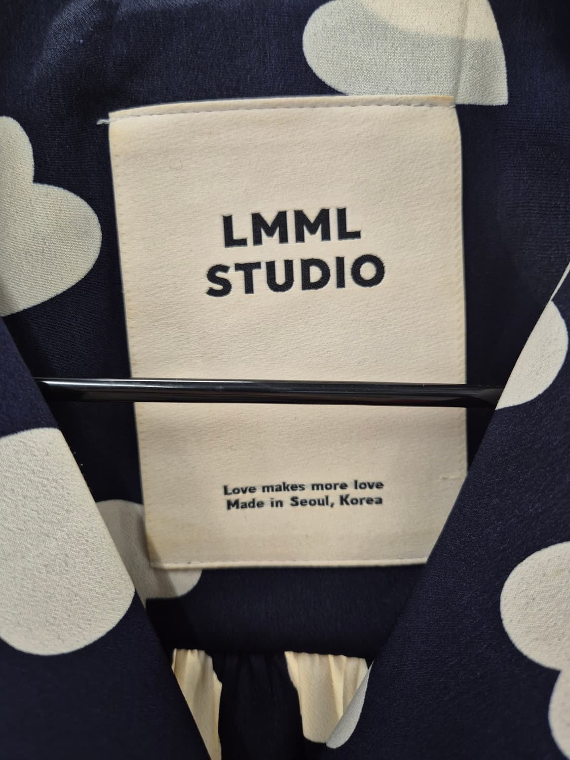 LMML STUDIO 하트 패턴 리버스 롱로브 상품이미지4