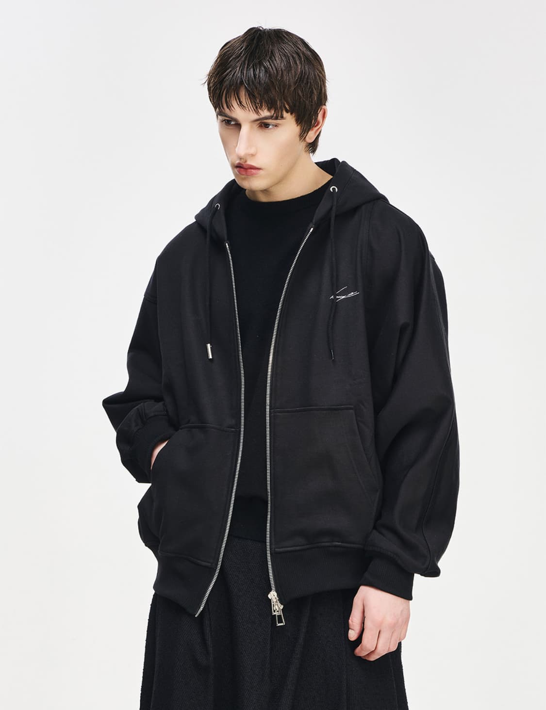 송지오 컬렉션 폴립티크 페인트 집업 블랙 SI2TS717BK 48 상품이미지6