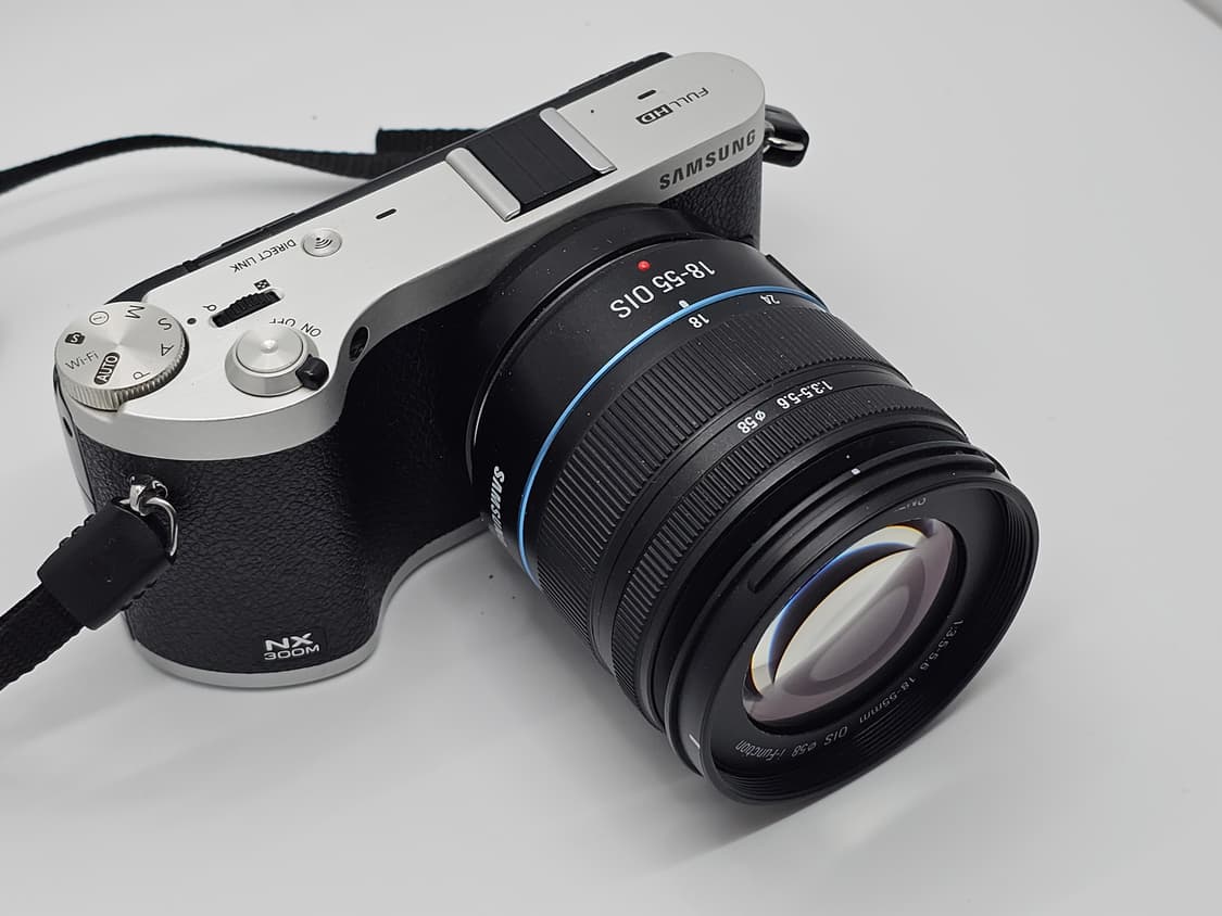 삼성 NX300M 미러리스 카메라 블랙 상품이미지3