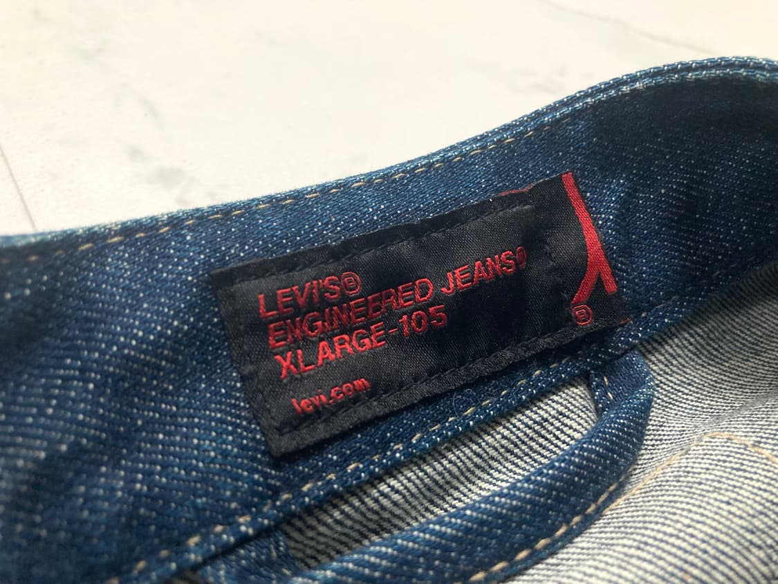 (거의 새것)00s 리바이스 엔지니어드진 데님 자켓 100-105 XL 상품이미지5