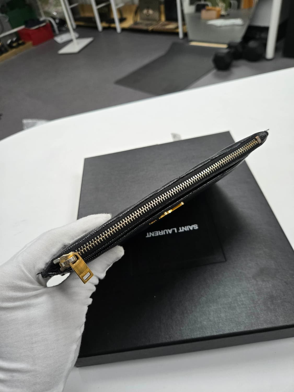 [A급컨디션]입생로랑 빌 파우치 상품이미지3