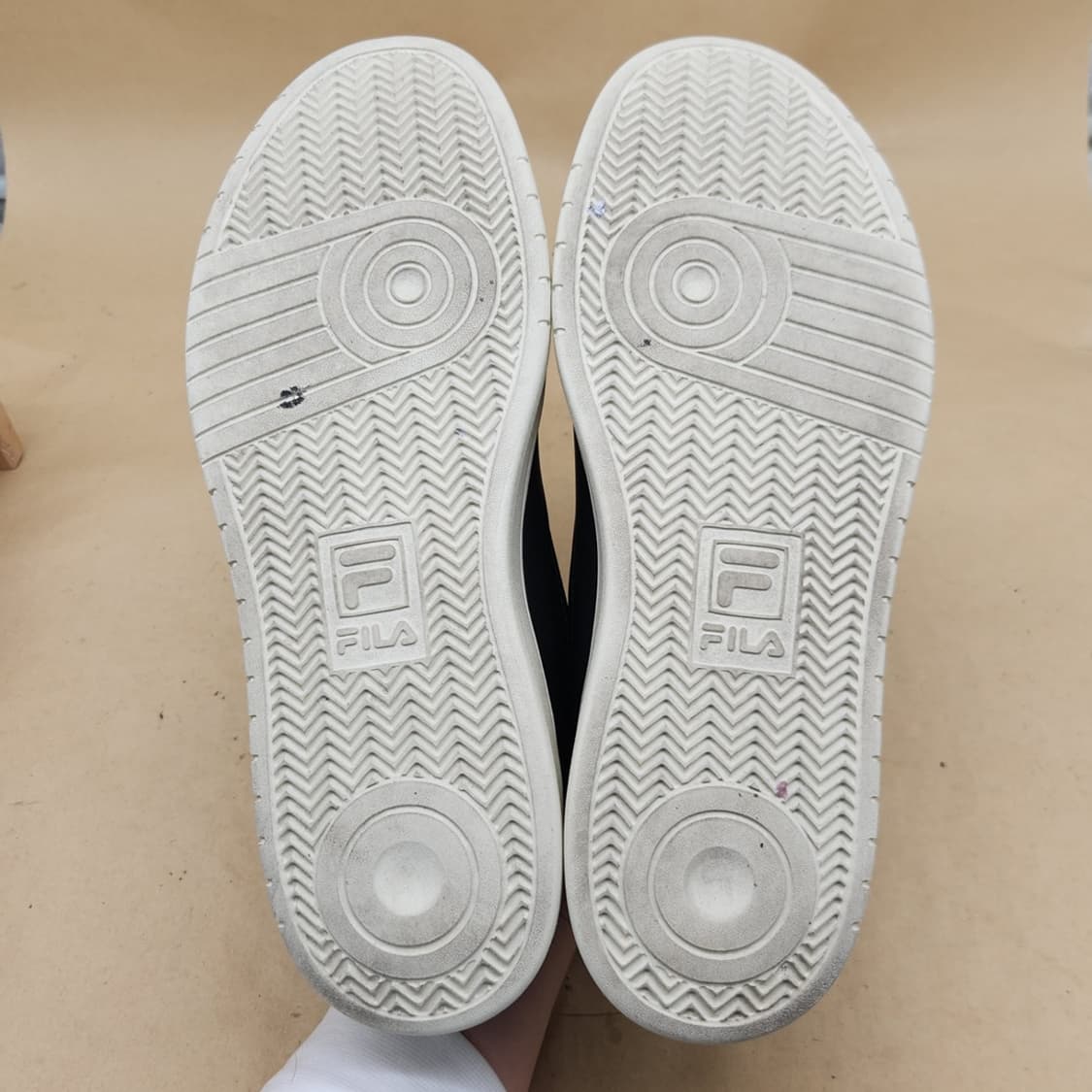 휠라 아몬 남성스니커즈 275 상품이미지3