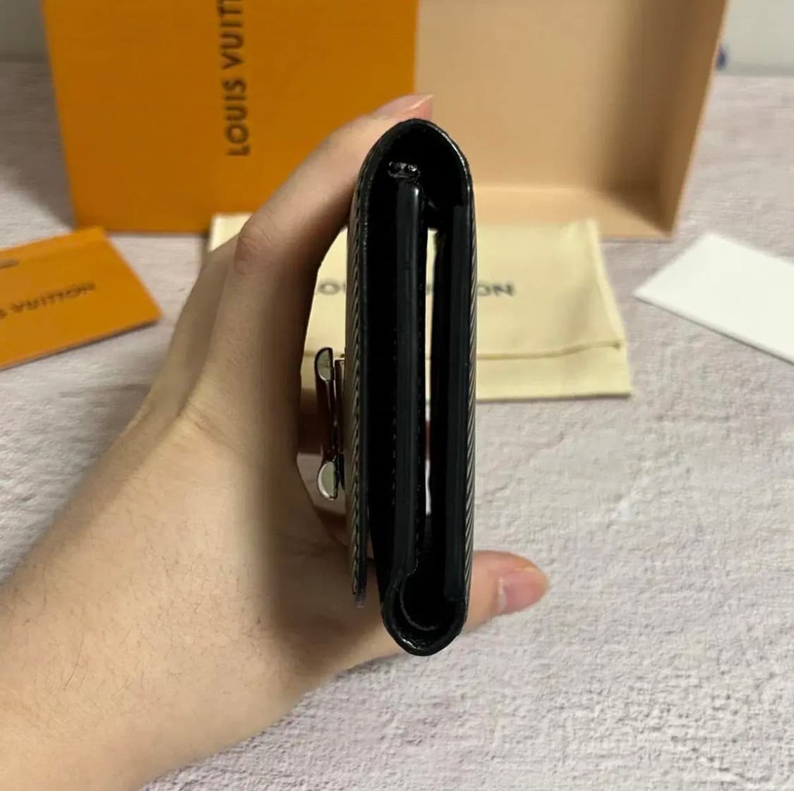 [풀구성] 루이비통 트위스트 컴팩트 월릿 반지갑 상품이미지8