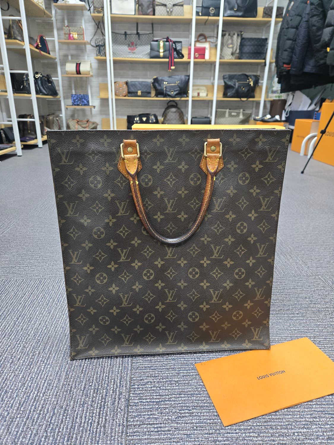 [특가][정품]루이비통 삭플라 토트백 상품이미지1