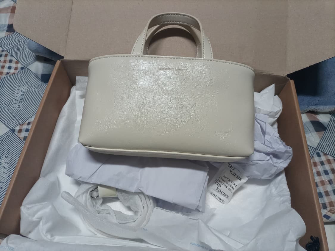 썸웨어버터 helf mini toast bag(탈부착끈있음) 상품이미지1