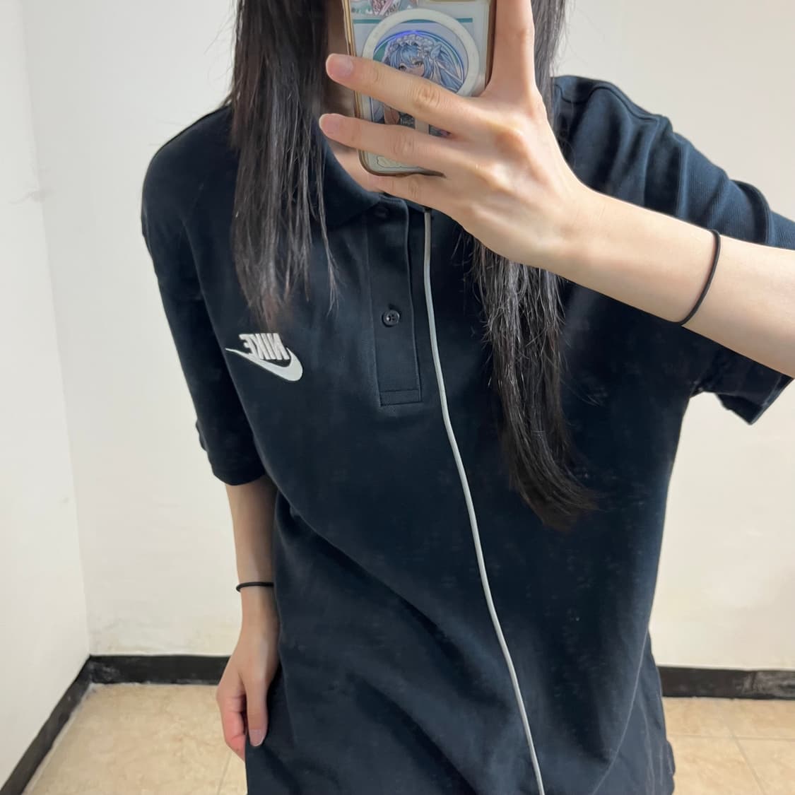 Nike Black Collar T-Shirt 상품이미지3