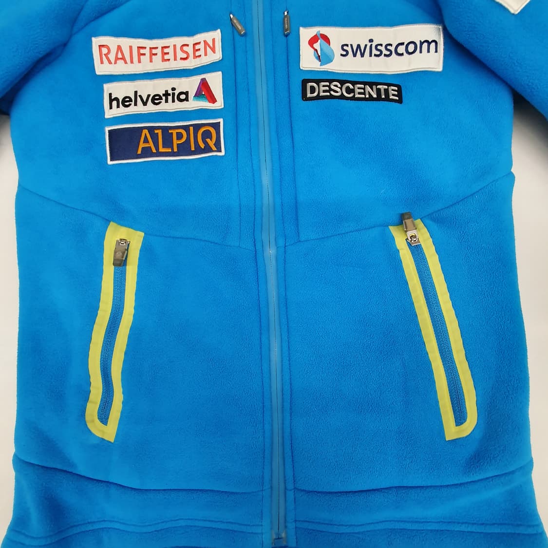 데상트 스위스 스키팀 후리스 상품이미지3