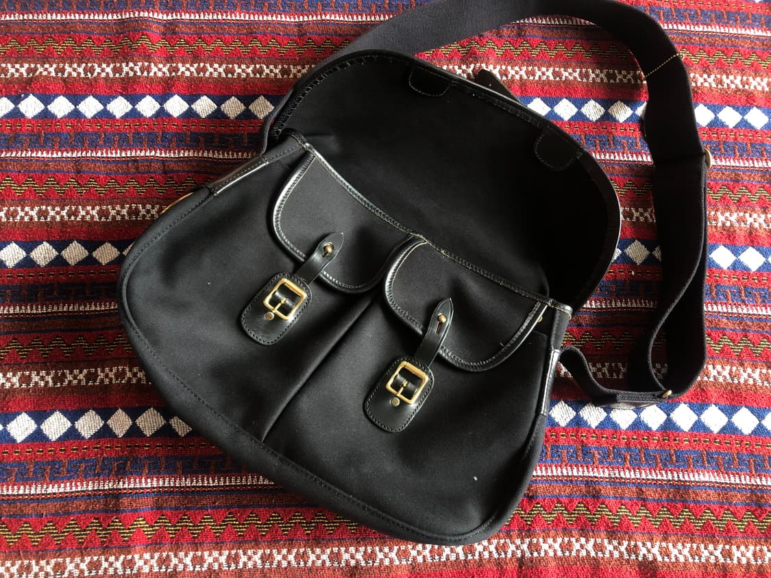 브레디백 블랙 크로스백 상품이미지4