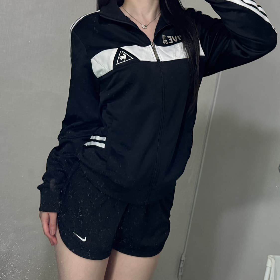 빈티지 올드스쿨 르꼬끄 영어로고 배색 져지 🖤🤍 상품이미지3