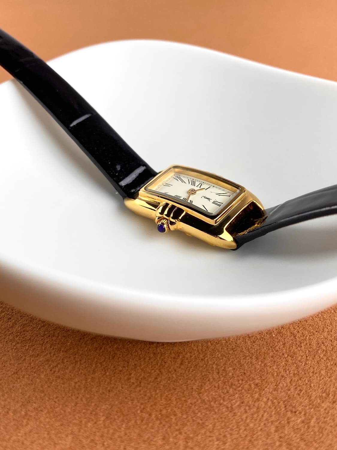 YSL lady mini gold watch 상품이미지5