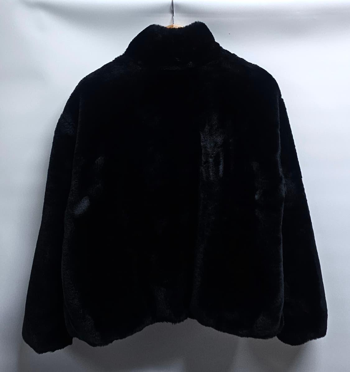 나이키 스우시 블랙 퍼 자켓 L 상품이미지2