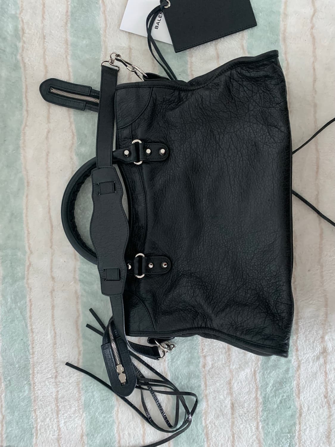 발렌시아가 미듐 모터백 블랙 시티백 은장 미디움 가방 상품이미지5