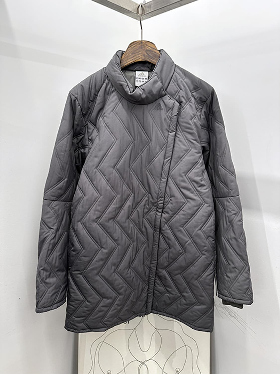 ADIDAS (L) 상품이미지1