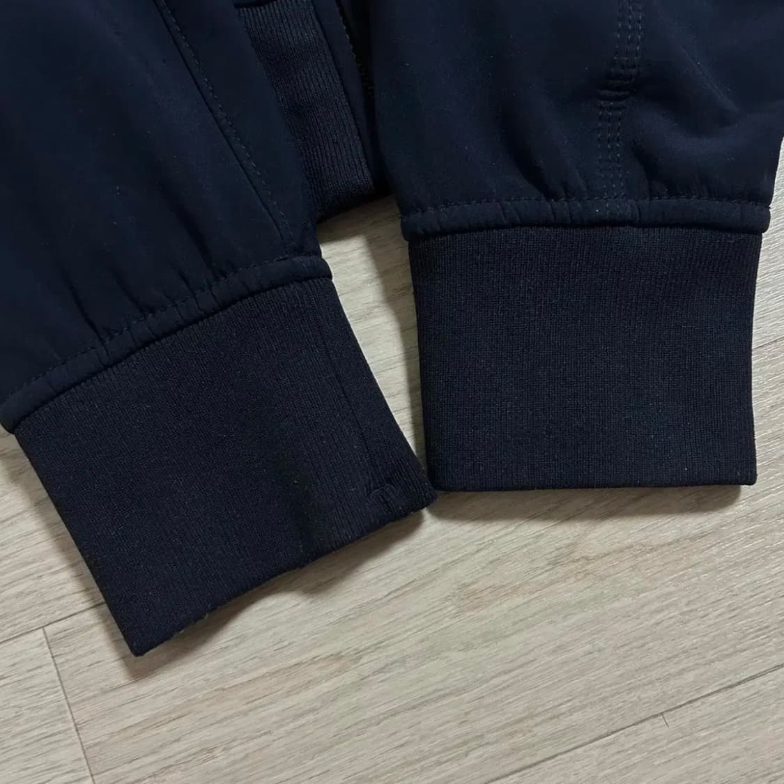 스톤아일랜드 소프트쉘 네이비 후드집업 자켓(S) 상품이미지9