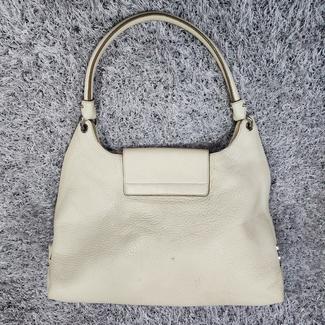 페라가모 레더 간치니 숄더백 상품이미지2