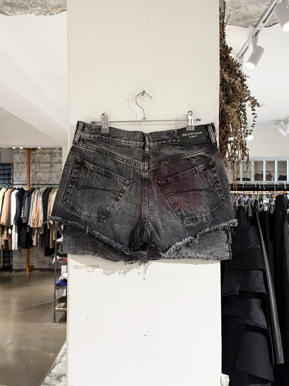 발렌시아가 흑청 워싱 데님 미니 스커트 숏팬츠 상품이미지4