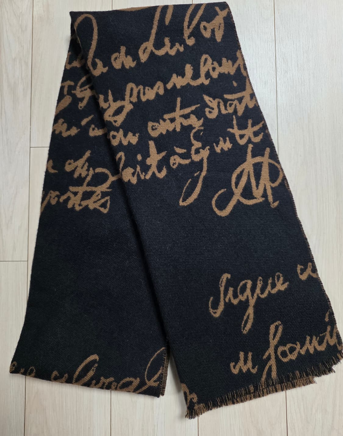 벨루티 스크리토 머플러!!! 상품이미지1