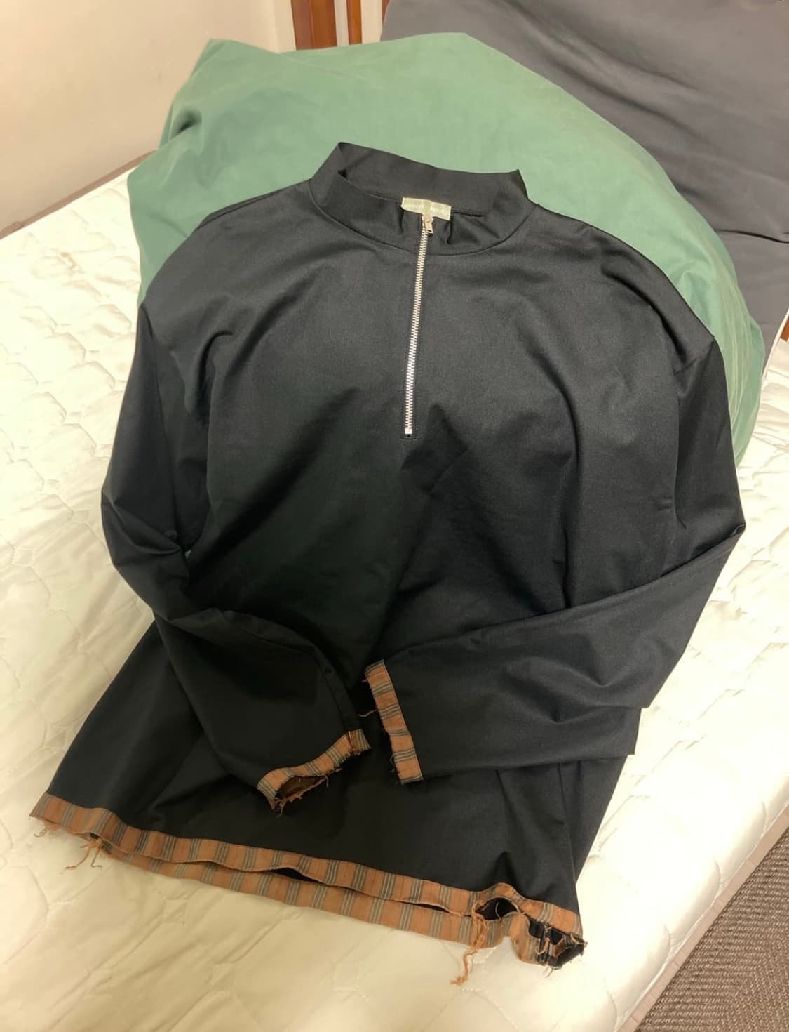 꼼데가르송 옴므 하프집업 상품이미지1