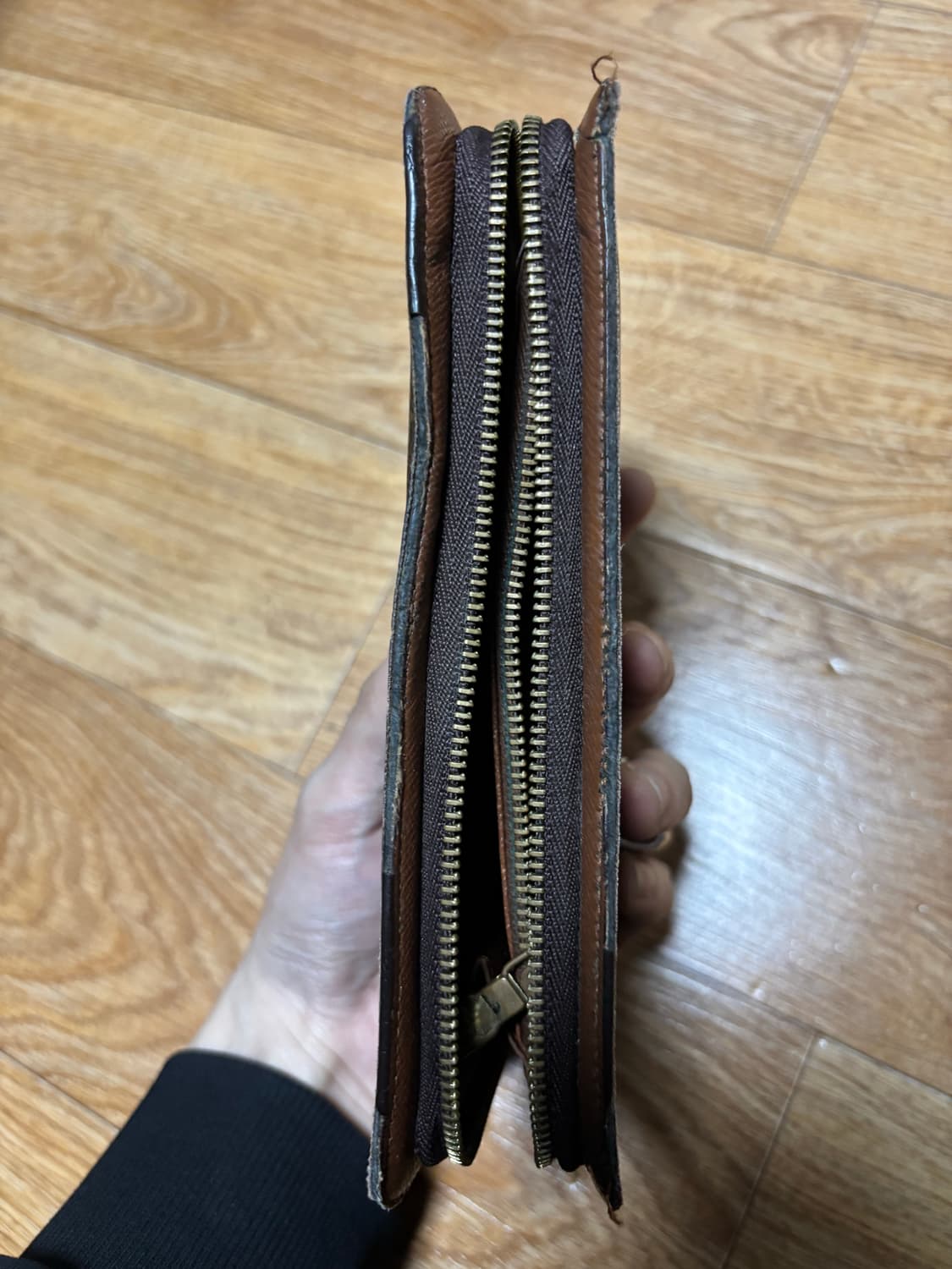 루이비통 모노그램 지퍼 장지갑 상품이미지2