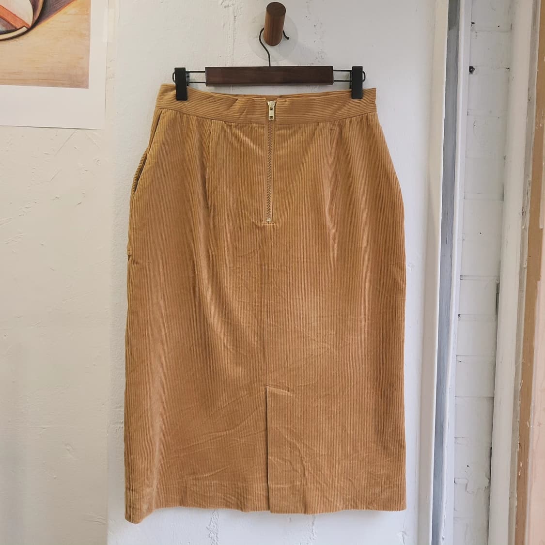 Candela 아웃포켓 코듀로이 미디스커트 상품이미지5