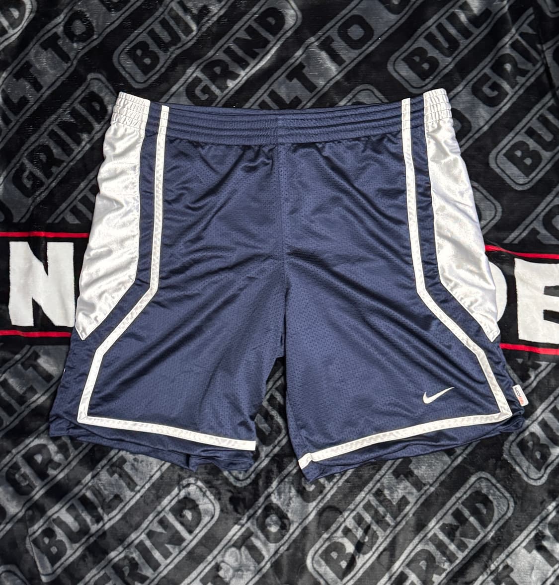 나이키 배스킷볼 쇼츠 네이비 실버 상품이미지1