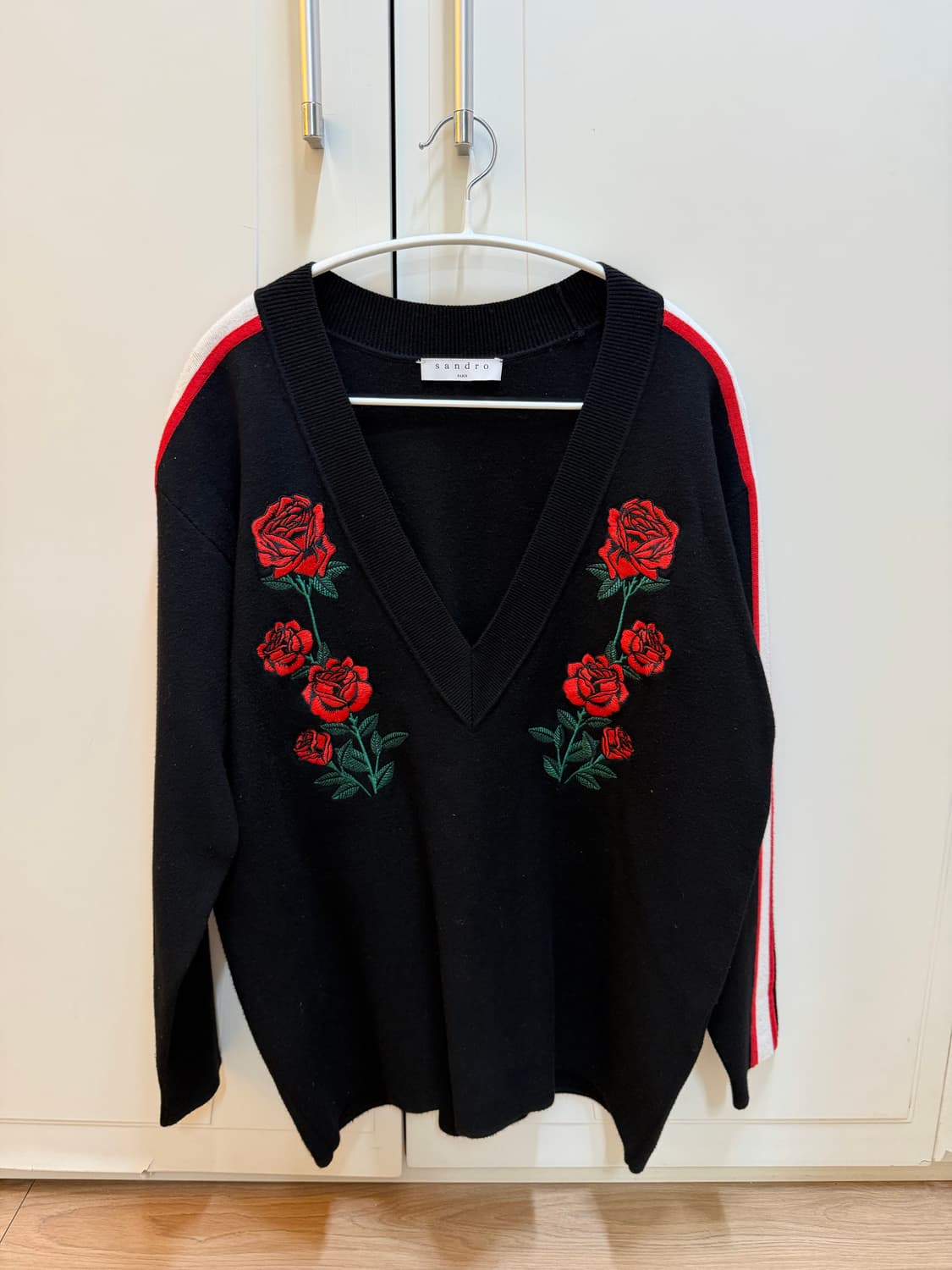 산드로 장미 니트 상품이미지1