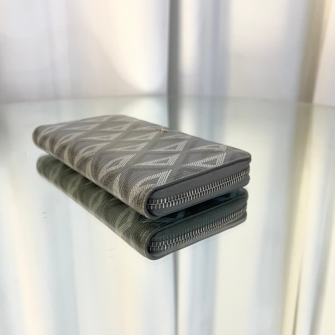 디올 다이아 지퍼돌이 장지갑 상품이미지3