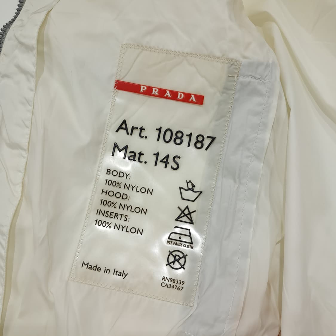 CL324 L 프라다 90s 이태리판 나일론 분리형 자켓 아우터 상품이미지5