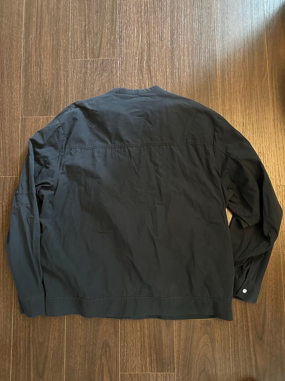 코스 칼라리스 집업 상품이미지2