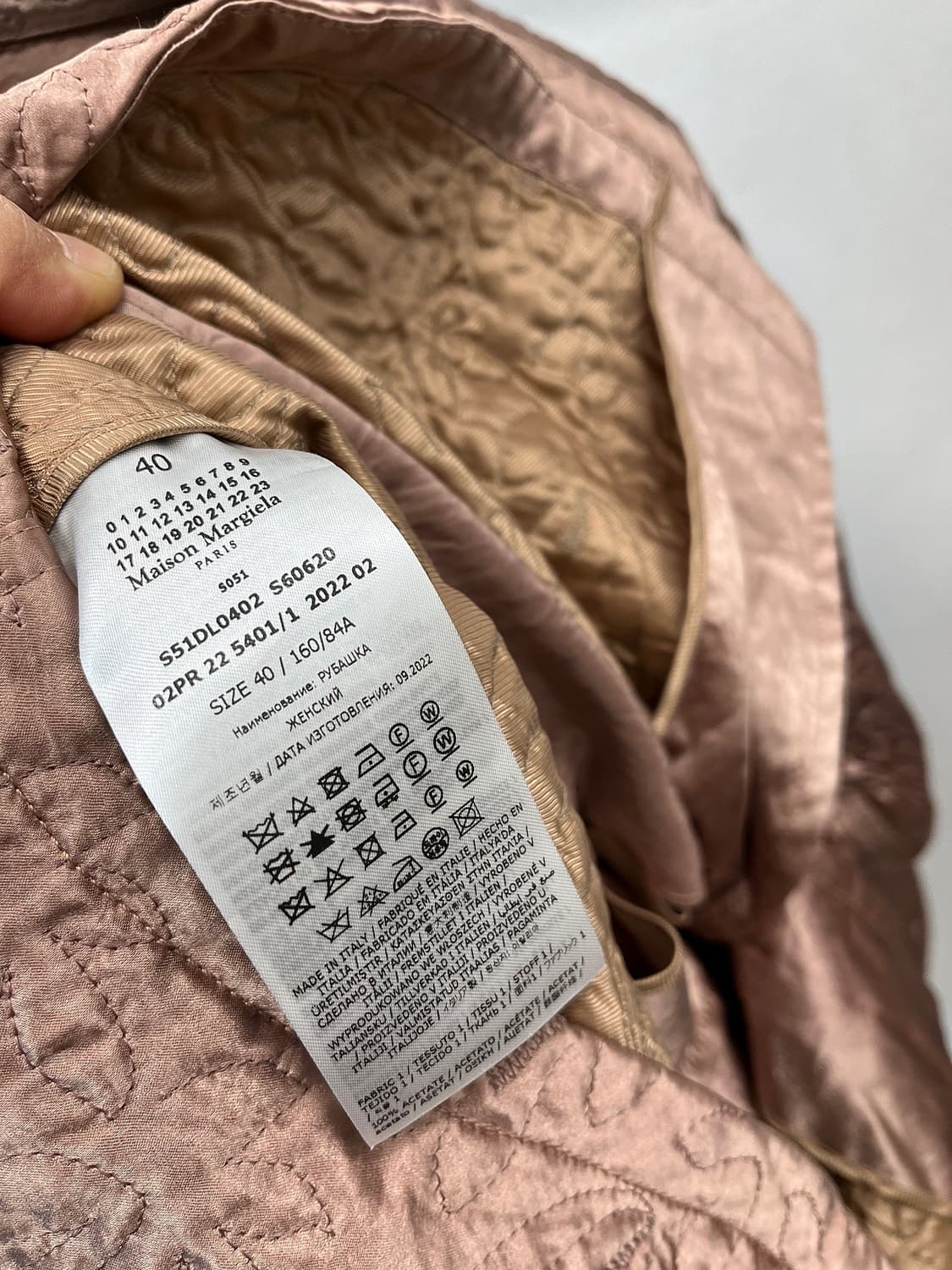 105) 마르지엘라 신형 새틴 오버 퀼팅자켓  상품이미지9