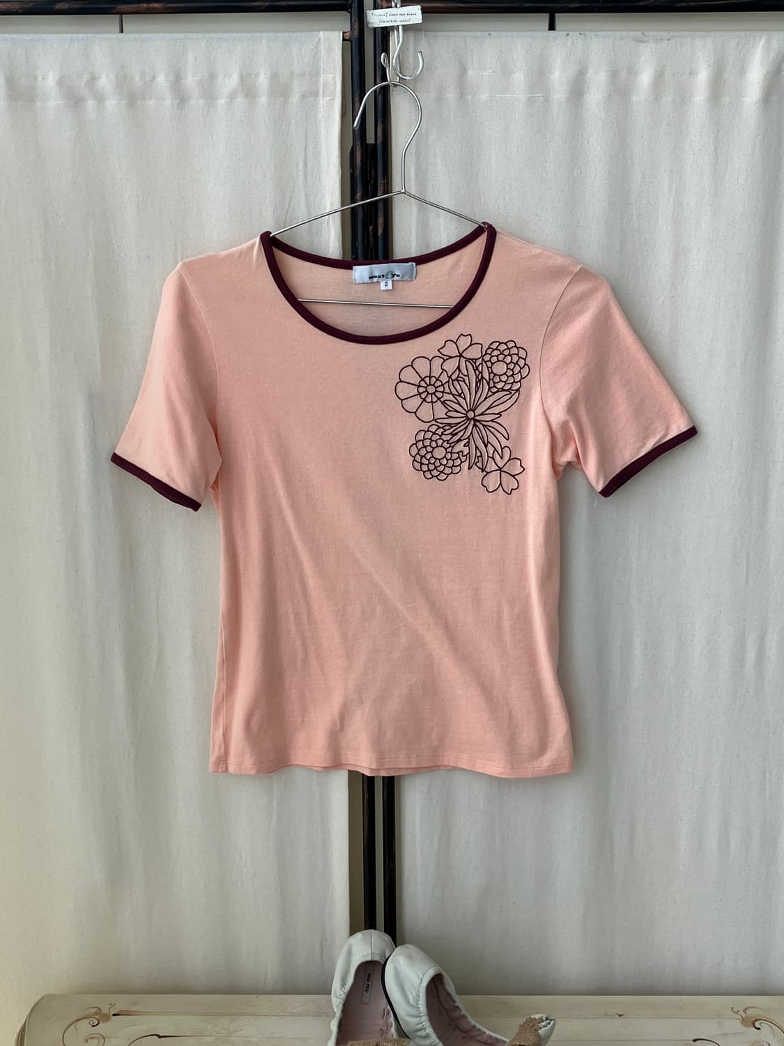 pastel flower embroidery ringer t-shirt 상품이미지1