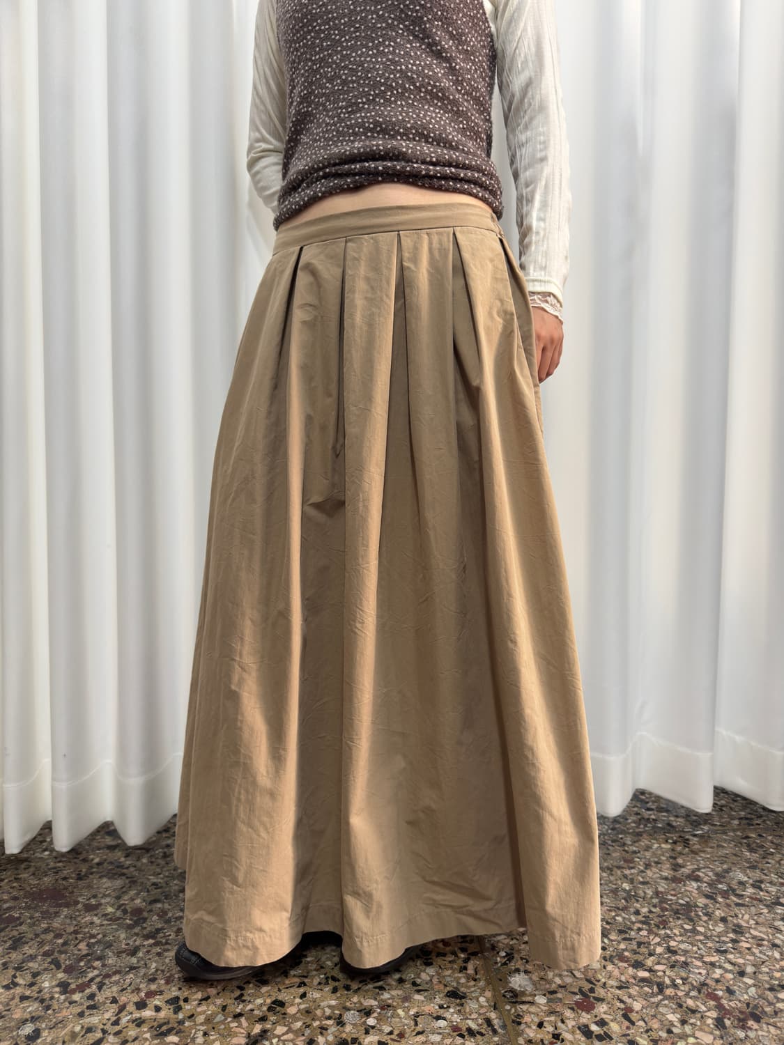 beige pleats long skirt 상품이미지3