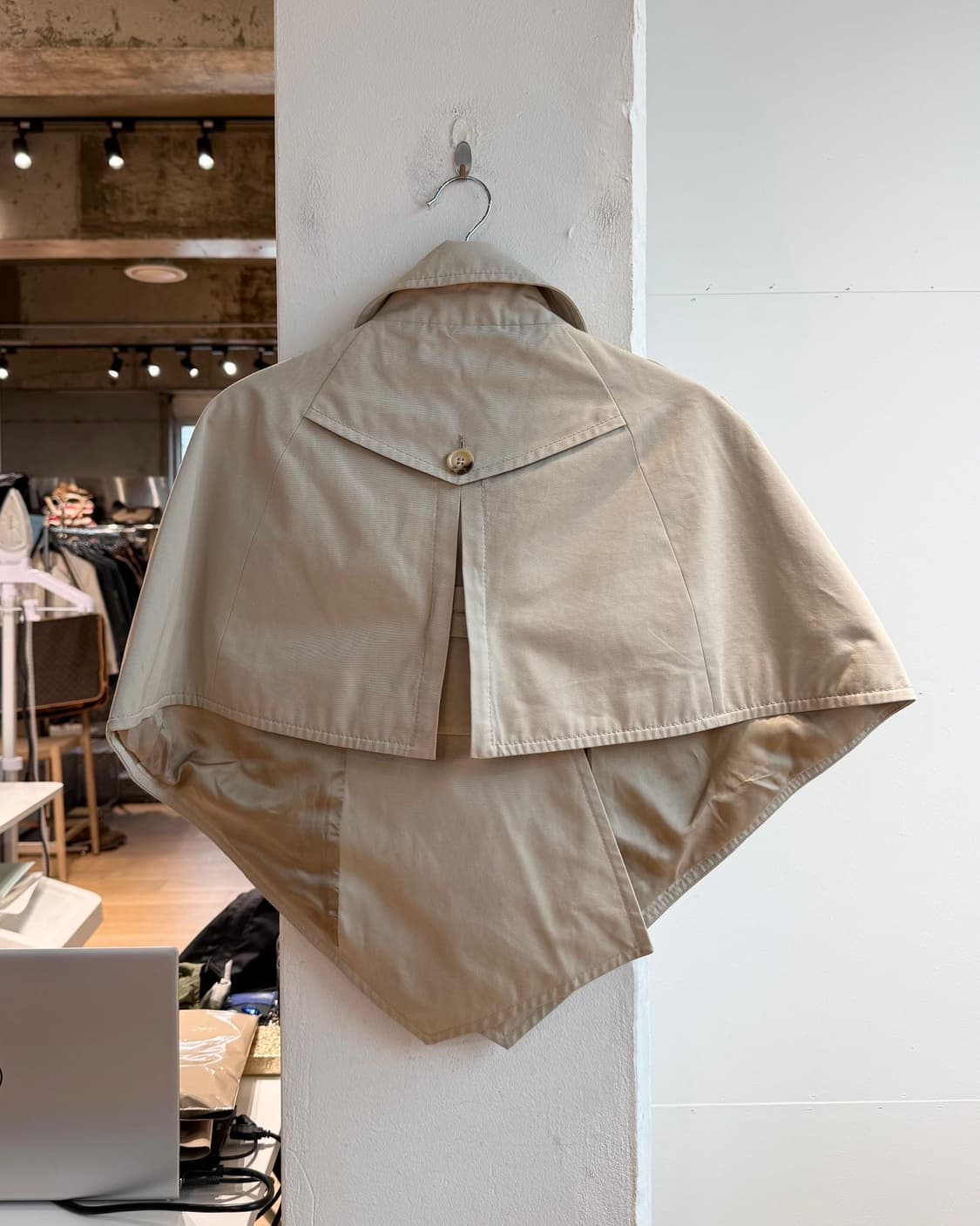 모스키노 베이지 트렌치코트 케이프 상품이미지7