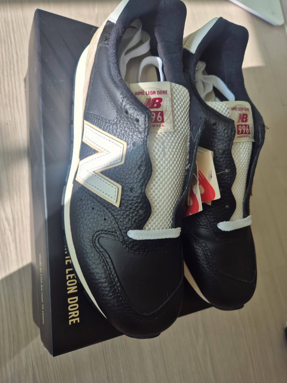 뉴발란스 에메레온도르 996 블랙 285 상품이미지2