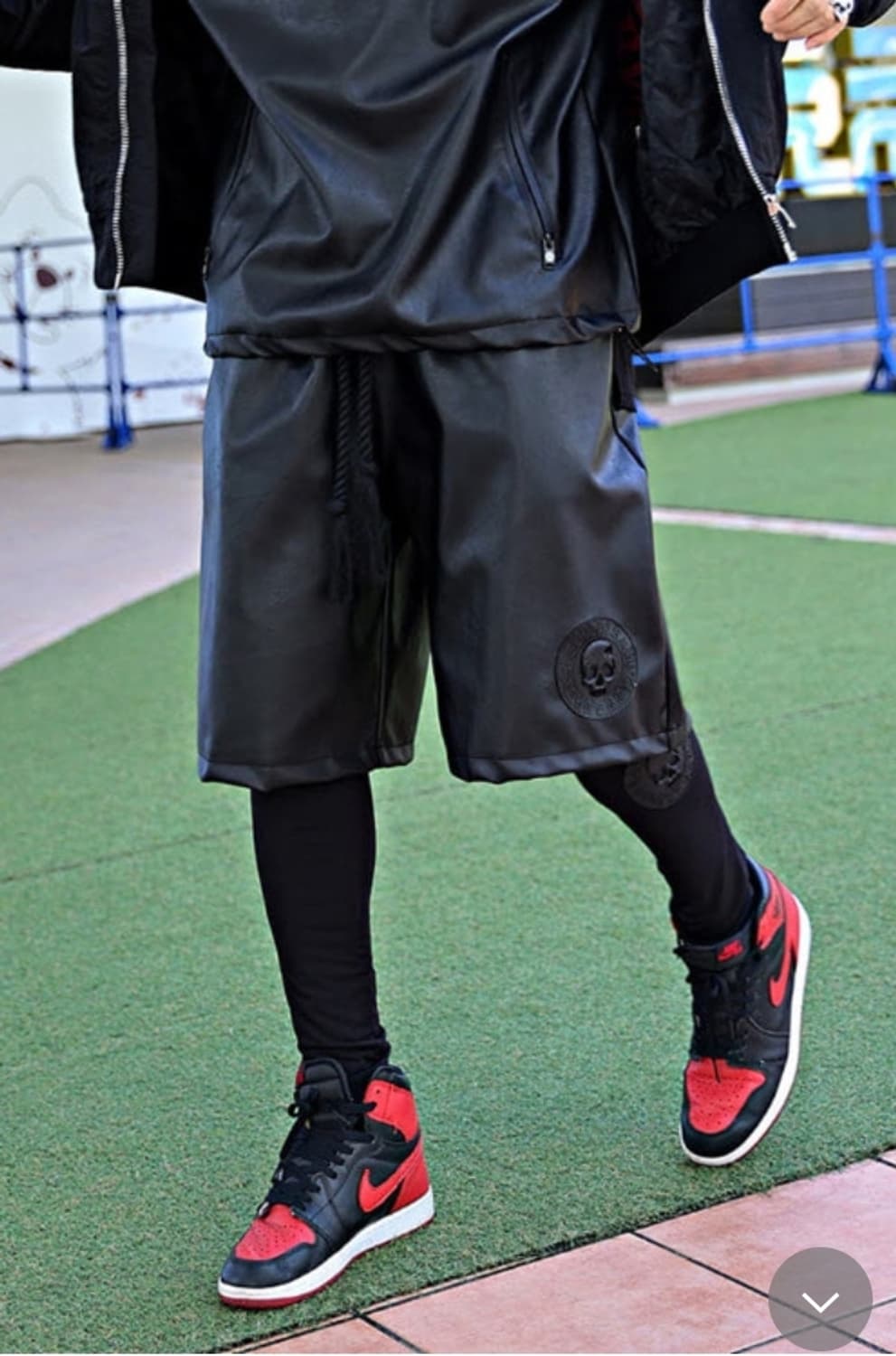 바이더알 해골로고 가죽 팬츠 상품이미지6