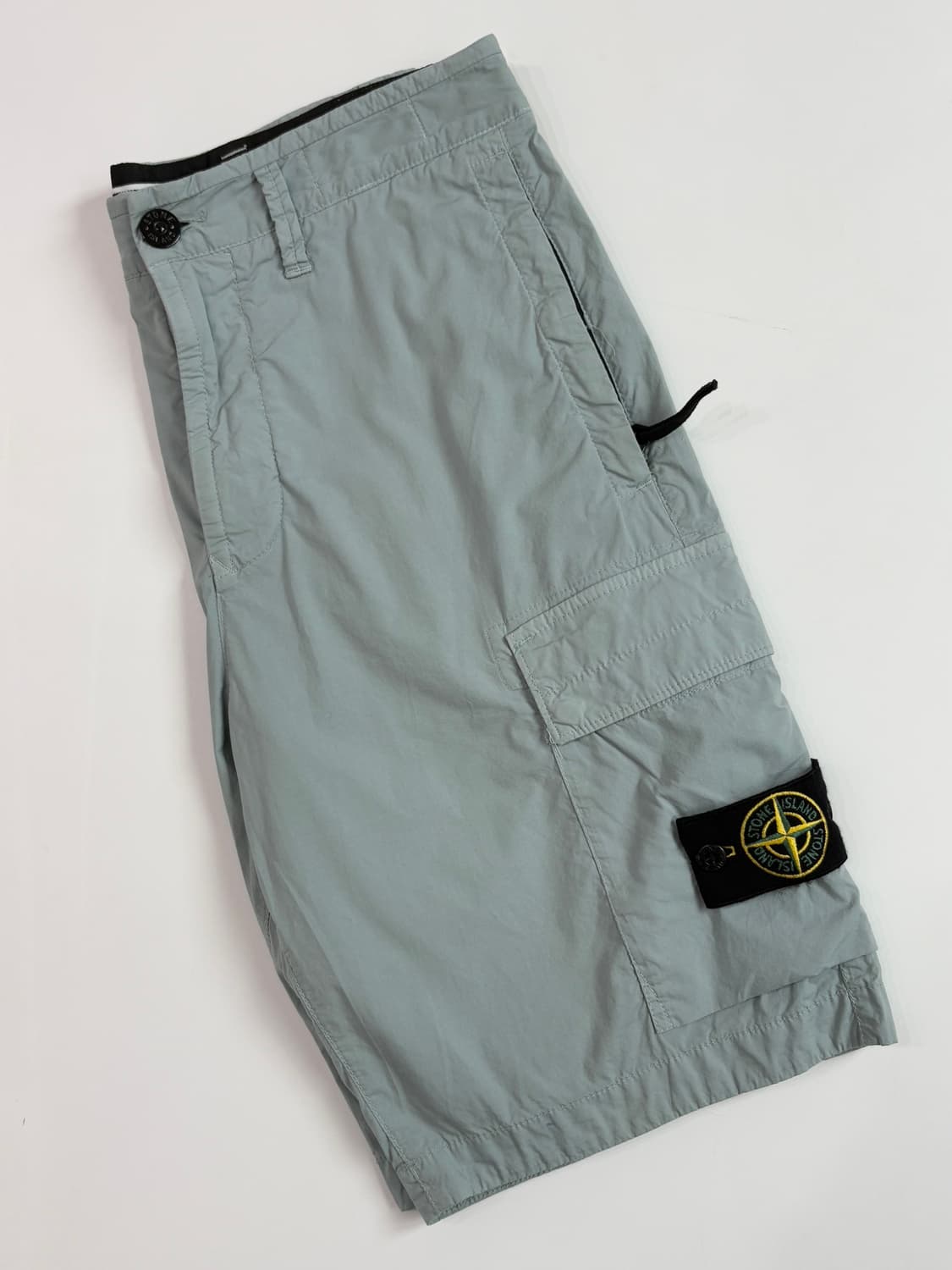 Stone-Island 스톤아일랜드 와펜 아이스블루 하프팬츠 상품이미지1
