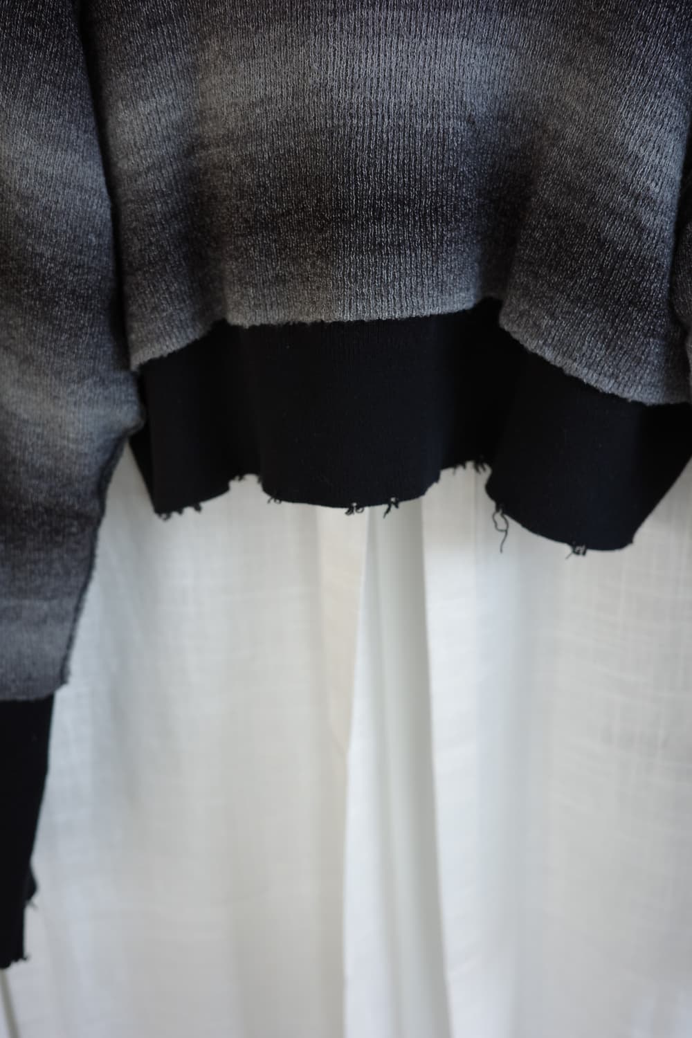 Perverze 퍼버즈 리버시블 크롭 니트 가디건 상품이미지5