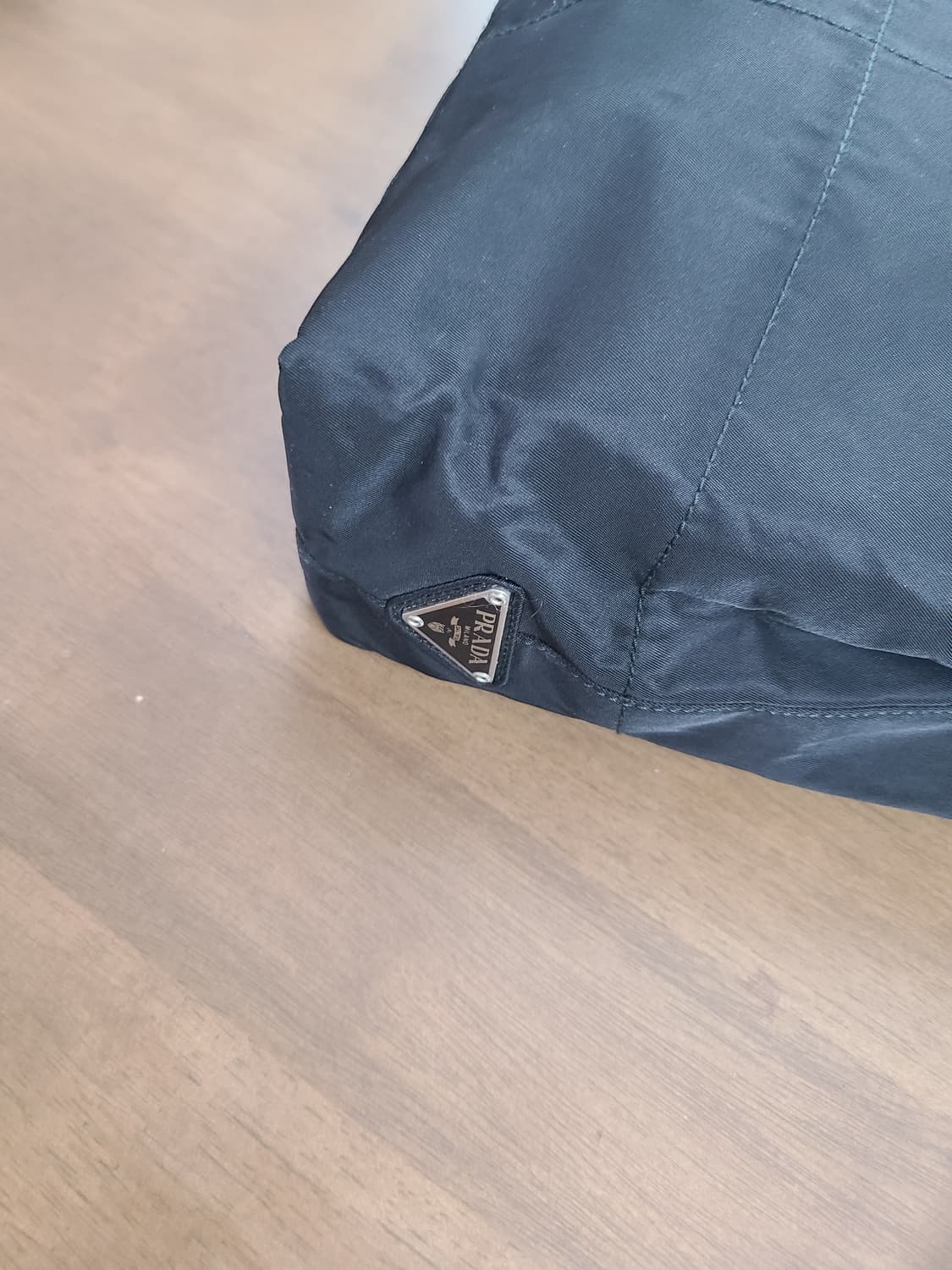 프라다 사이드로고 숄더백 상품이미지4