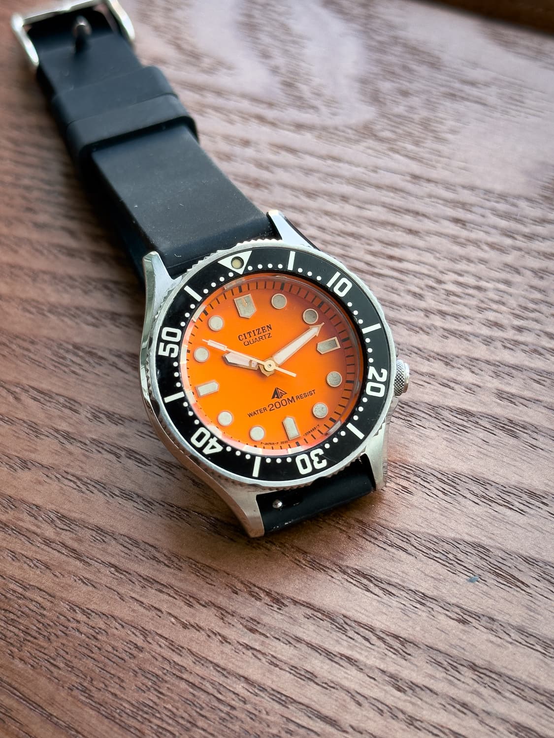 시티즌 오렌지 다이버 - 20기압 방수 빈티지 쿼츠 상품이미지6
