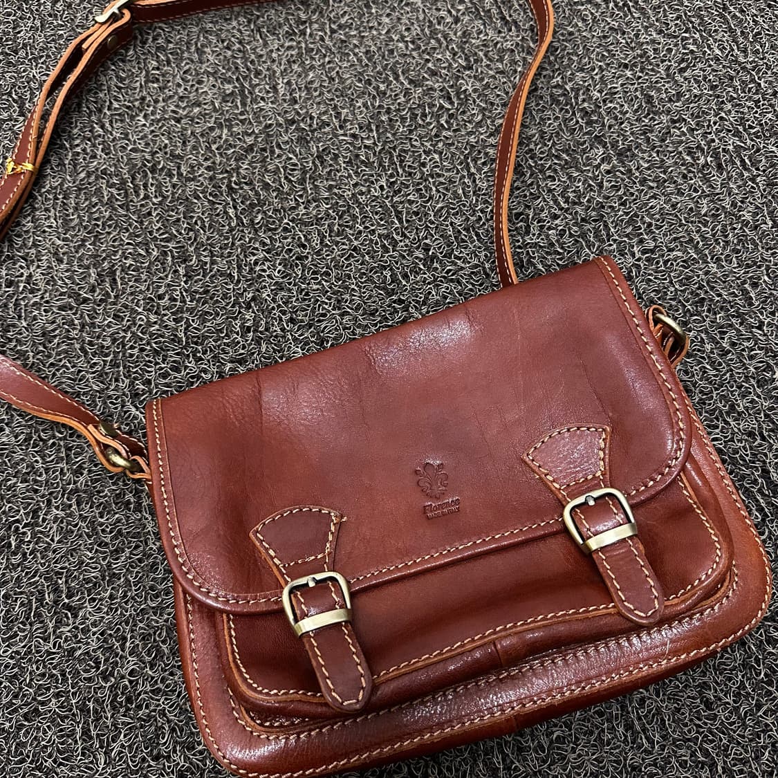 Florence Made in Italy 이태리 소가죽 크로스백 상품이미지2