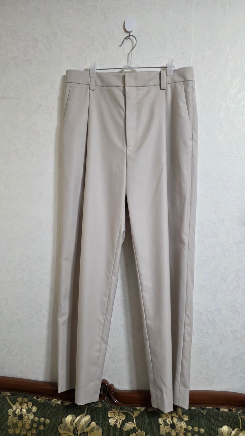 (34인치)새상품/한섬 시스템옴므 2024 S핀턱 백밴딩 와이드핏 팬츠 상품이미지4