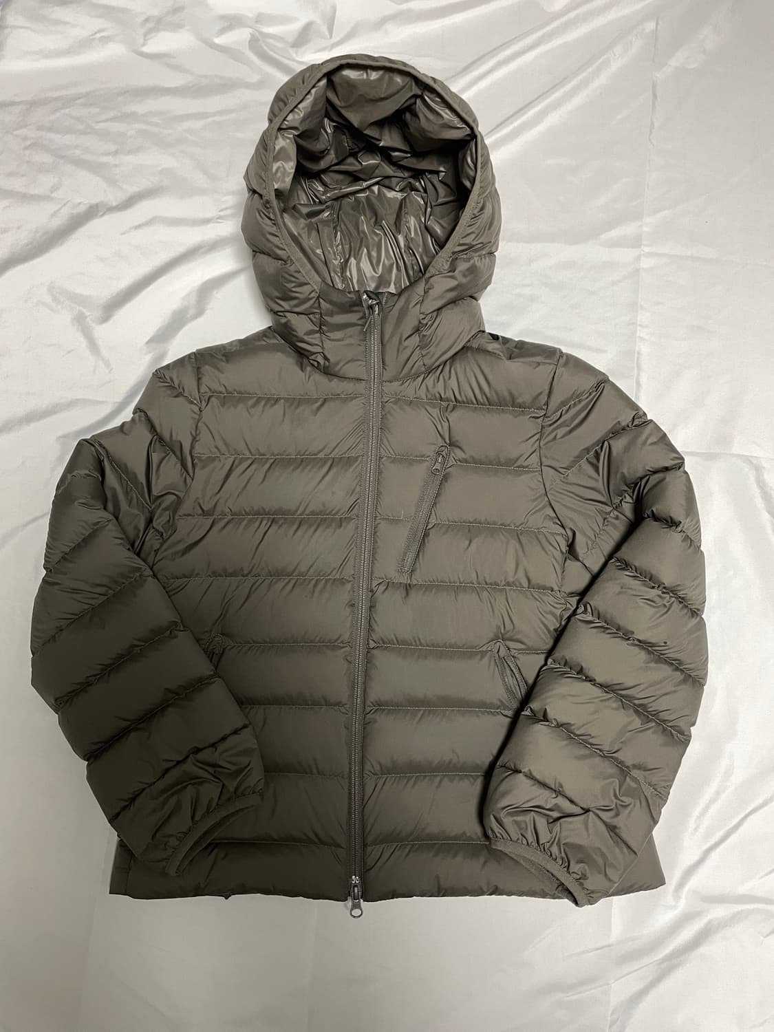 무신사 스탠다드 우먼 경량패딩 M 상품이미지3